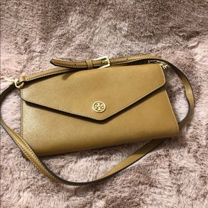Tory Burch Robinson expandable wallet/crossbody